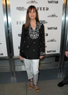 Diane Farr feet photo thumbnail