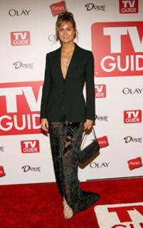 Diane Farr feet photo thumbnail