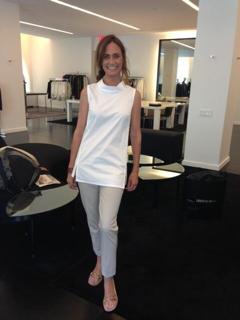 Diane Farr feet photo thumbnail