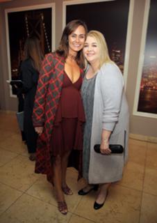 Diane Farr feet photo thumbnail