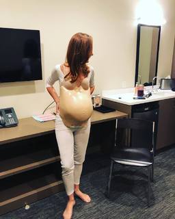 Diane Farr feet photo thumbnail