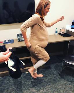 Diane Farr feet photo thumbnail