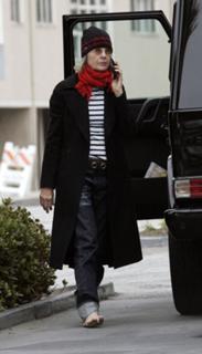 Diane Keaton feet photo thumbnail