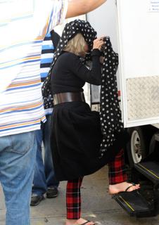 Diane Keaton feet photo thumbnail