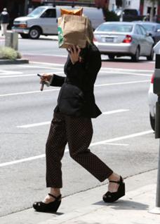 Diane Keaton feet photo thumbnail