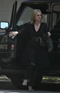 Diane Keaton feet photo thumbnail