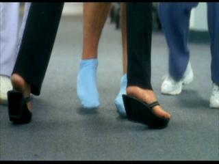 Diane Keaton feet photo thumbnail