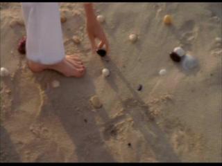 Diane Keaton feet photo thumbnail