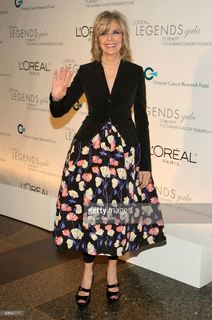 Diane Keaton feet photo thumbnail