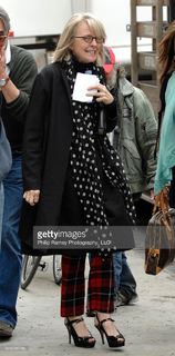 Diane Keaton feet photo thumbnail