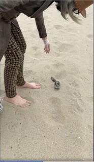 Diane Keaton feet photo thumbnail