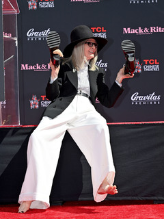 Diane Keaton feet photo thumbnail