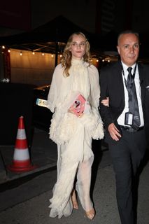 Diane Kruger feet photo thumbnail