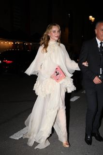 Diane Kruger feet photo thumbnail