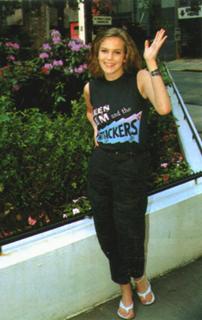 Diane Lane feet photo thumbnail
