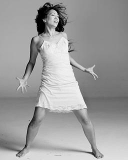 Diane Mizota feet photo 3