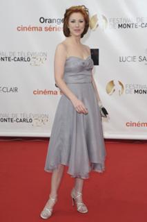 Diane Neal feet photo thumbnail