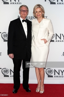 Diane Sawyer feet photo 2
