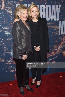 Diane Sawyer feet photo 1
