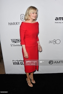 Diane Sawyer feet photo 15