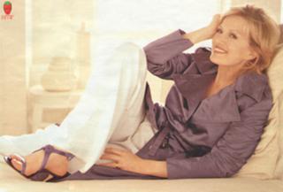 Diane Sawyer feet photo 4