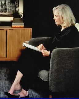 Diane Sawyer feet photo 1