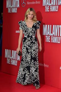 Dianna Agron feet photo thumbnail