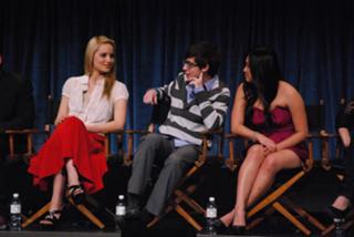 Dianna Agron feet photo thumbnail