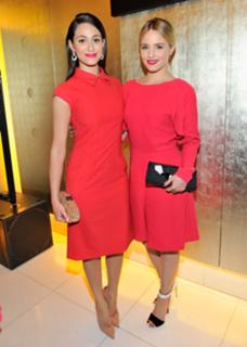 Dianna Agron feet photo thumbnail