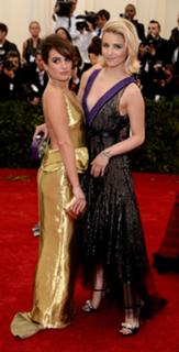 Dianna Agron feet photo thumbnail