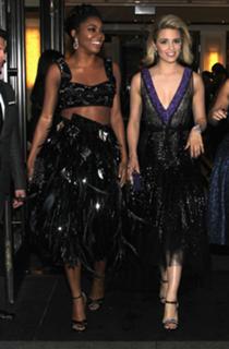 Dianna Agron feet photo thumbnail