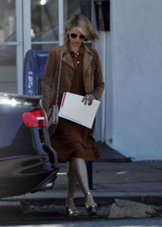 Dianna Agron feet photo thumbnail