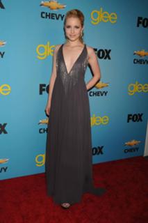 Dianna Agron feet photo thumbnail