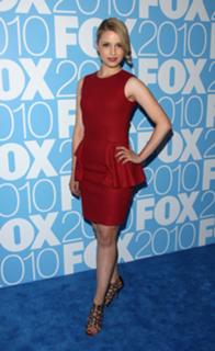 Dianna Agron feet photo thumbnail