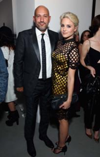 Dianna Agron feet photo thumbnail
