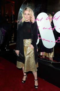 Dianna Agron feet photo thumbnail
