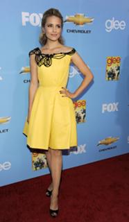 Dianna Agron feet photo thumbnail
