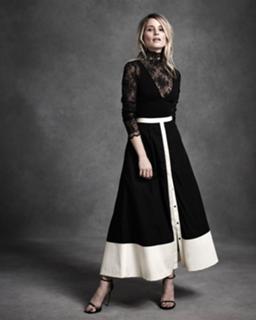 Dianna Agron feet photo thumbnail