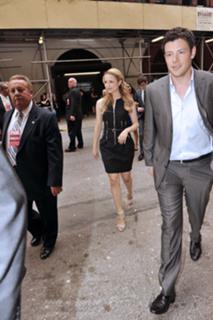 Dianna Agron feet photo thumbnail