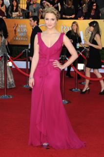 Dianna Agron feet photo thumbnail