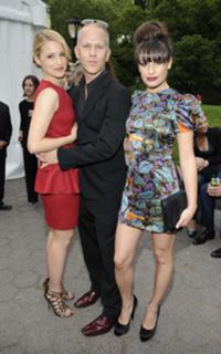 Dianna Agron feet photo thumbnail