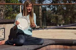 Dianna Cowern feet photo 2
