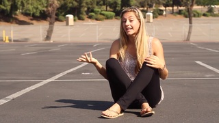 Dianna Cowern feet photo 6
