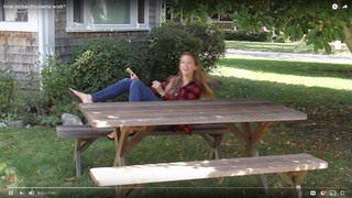 Dianna Cowern feet photo 3