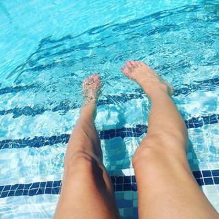 Dianna Russini feet photo thumbnail