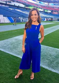 Dianna Russini feet photo thumbnail