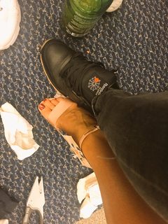 Dianna Russini feet photo thumbnail