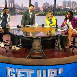 Dianna Russini feet photo thumbnail