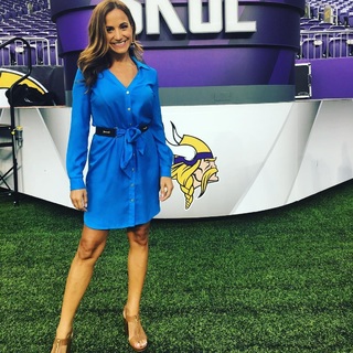 Dianna Russini feet photo thumbnail