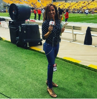 Dianna Russini feet photo thumbnail
